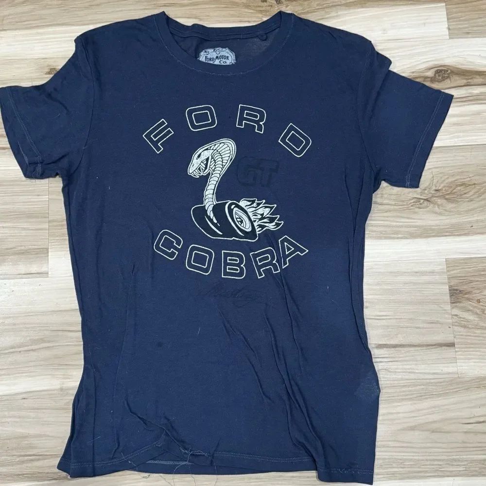 Lucky Brand Ford Cobra Short Sleeve Tee Shirt Women’s Medium - Picture 1 of 3